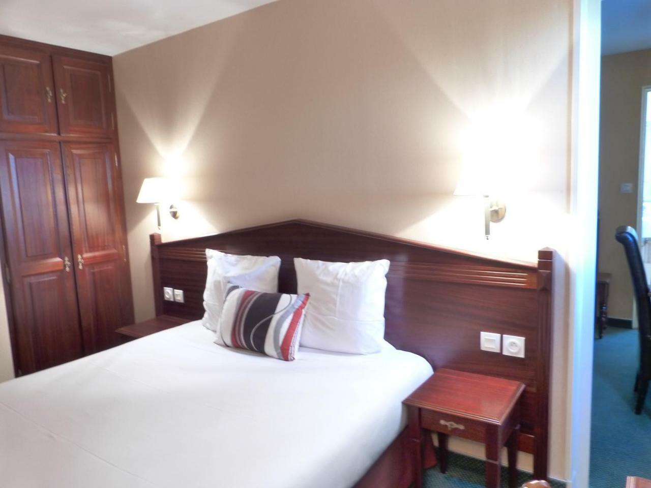 Cit'Hotel Aurore Bourges Nord - Saint Doulchard Eksteriør bilde