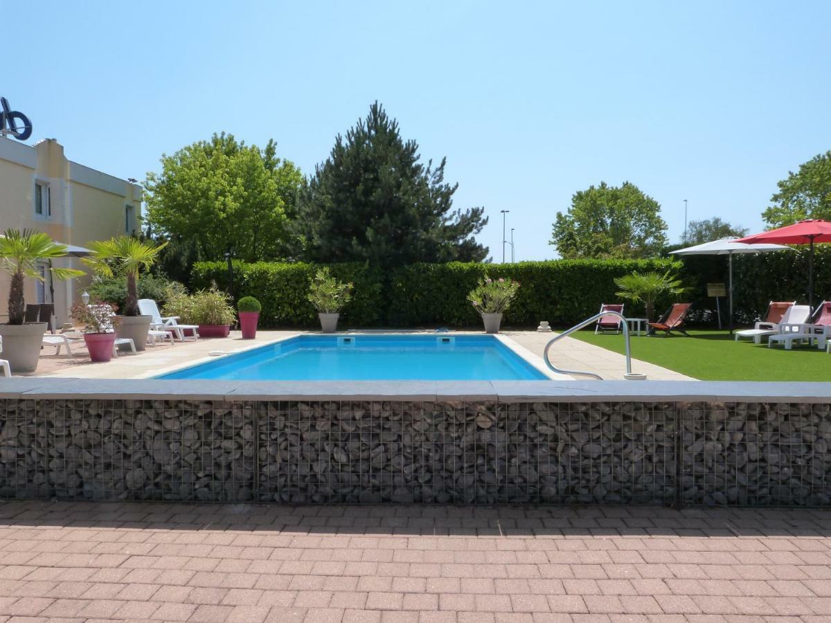 Cit'Hotel Aurore Bourges Nord - Saint Doulchard Eksteriør bilde